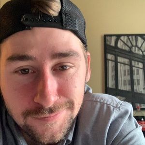 Meet your Posher, Larry